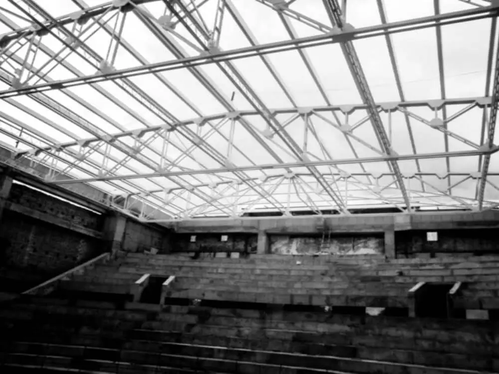 Estructura de acero para auditorios de Grupo Sacani