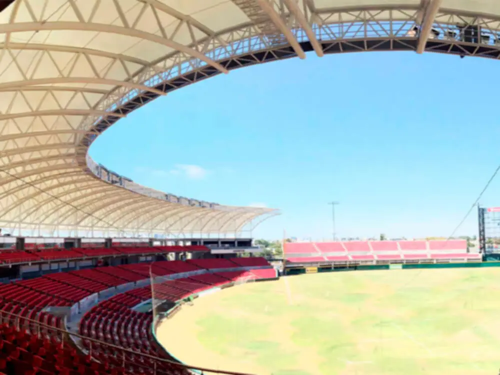 Estructura de acero para deportivos de Grupo Sacani