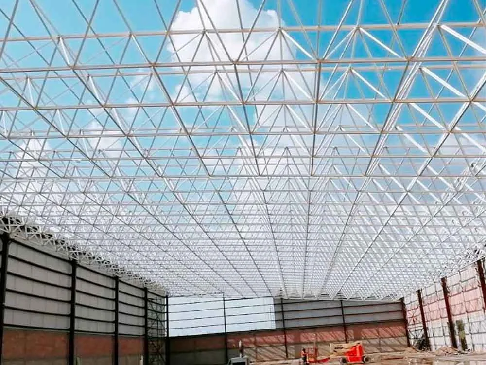 Estructuras tridimensionales con copletor de Grupo Sacani